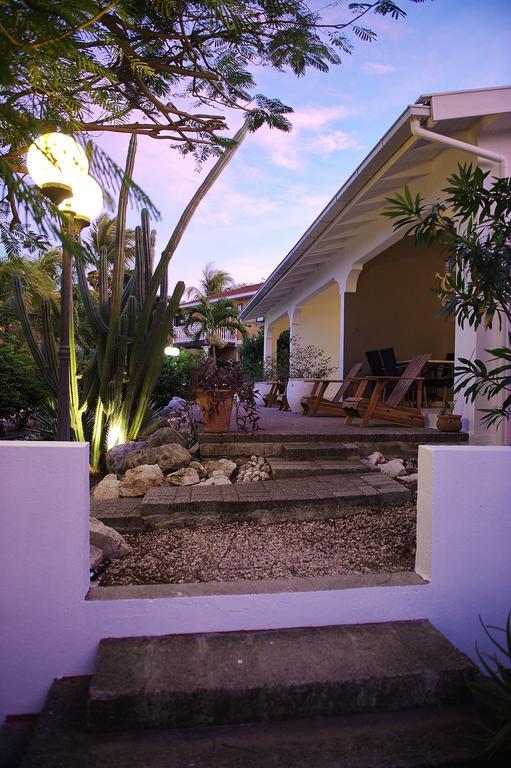 Bantopa Apartments Willemstad Habitación foto